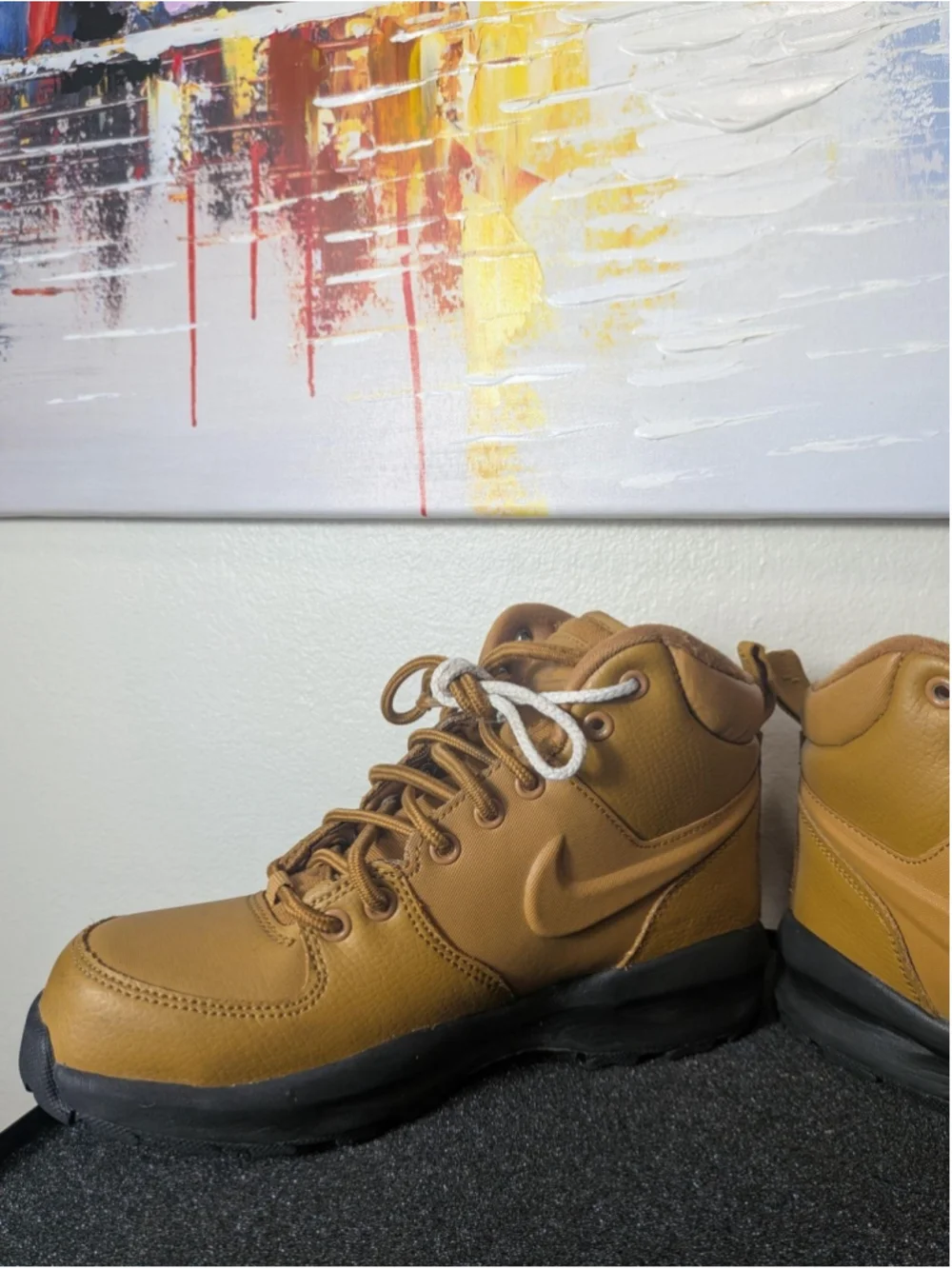 Nike Manoadome Boots Youth Size 4Y Brown Black Winter Hiking Combat BQ5372-700